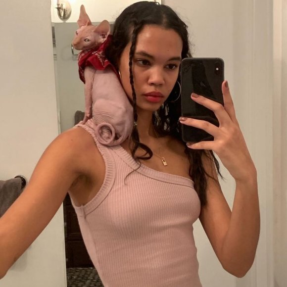 Urban Outfitters Tops - RoseGold Side Ribbed Tank Top
Size Medium